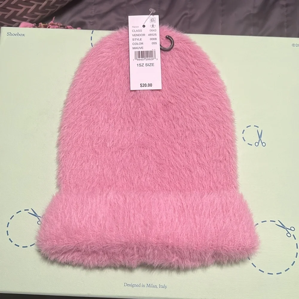 Pink Cold Weather Essentials - Picture 5 of 7